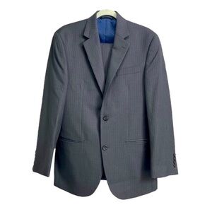 ⭐️ Bill Blass charcoal striped suit